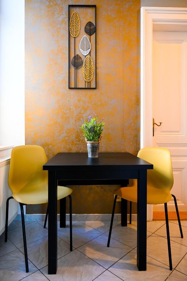 Classy Studio Naschmarkt Viena Exterior foto